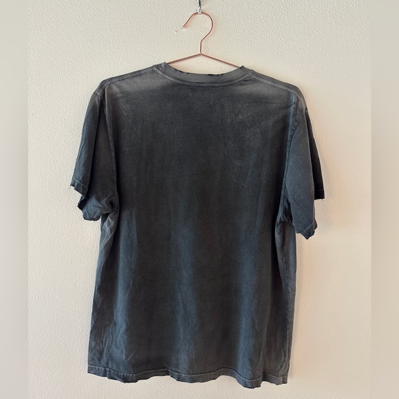Machus Men’s Gray Distressed T-shirt - Picture 3 of 3